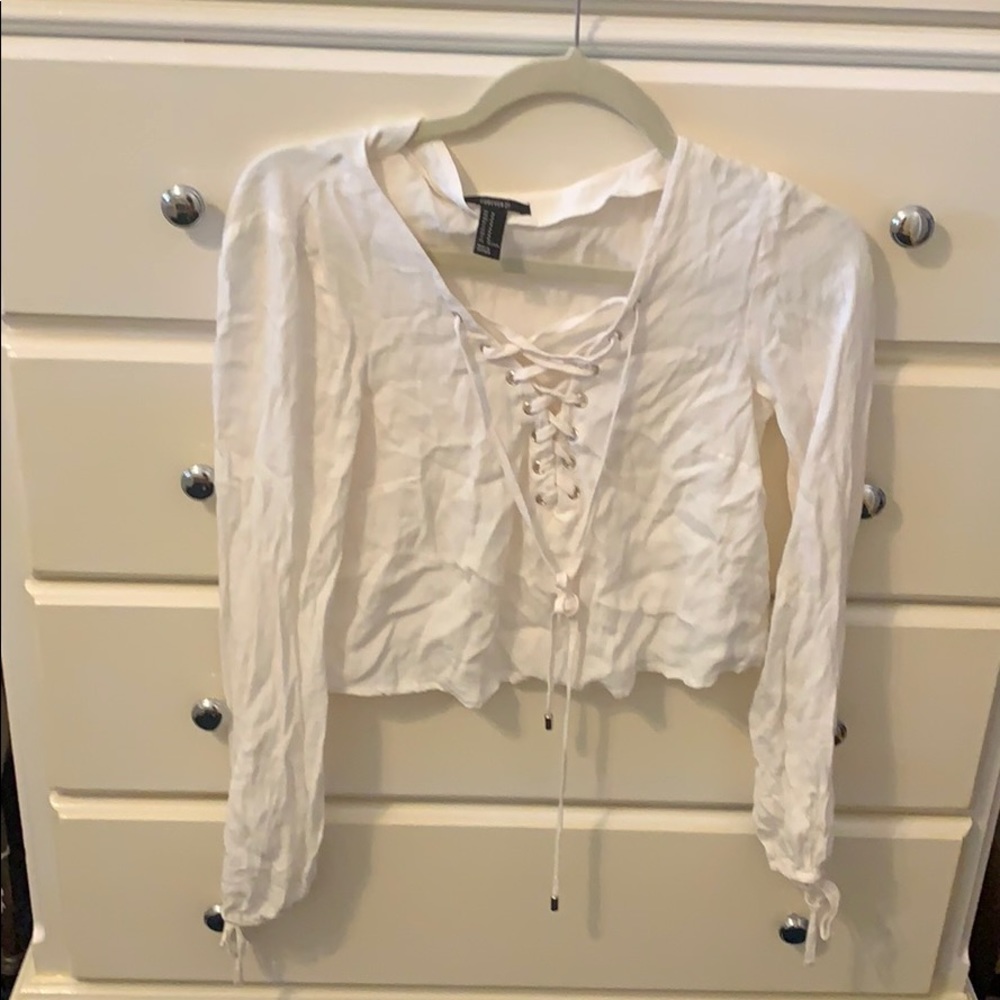 white long sleeve forever 21 top.